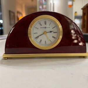 Howard Miller Small Mantle Clock.